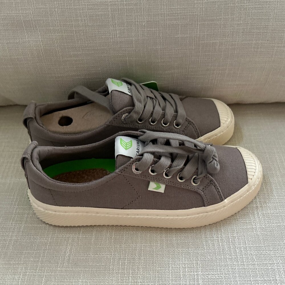 NWT Cariuma Gray Canvas OCA Low Cap Sneakers - women's size 5 - Picture 2 of 7